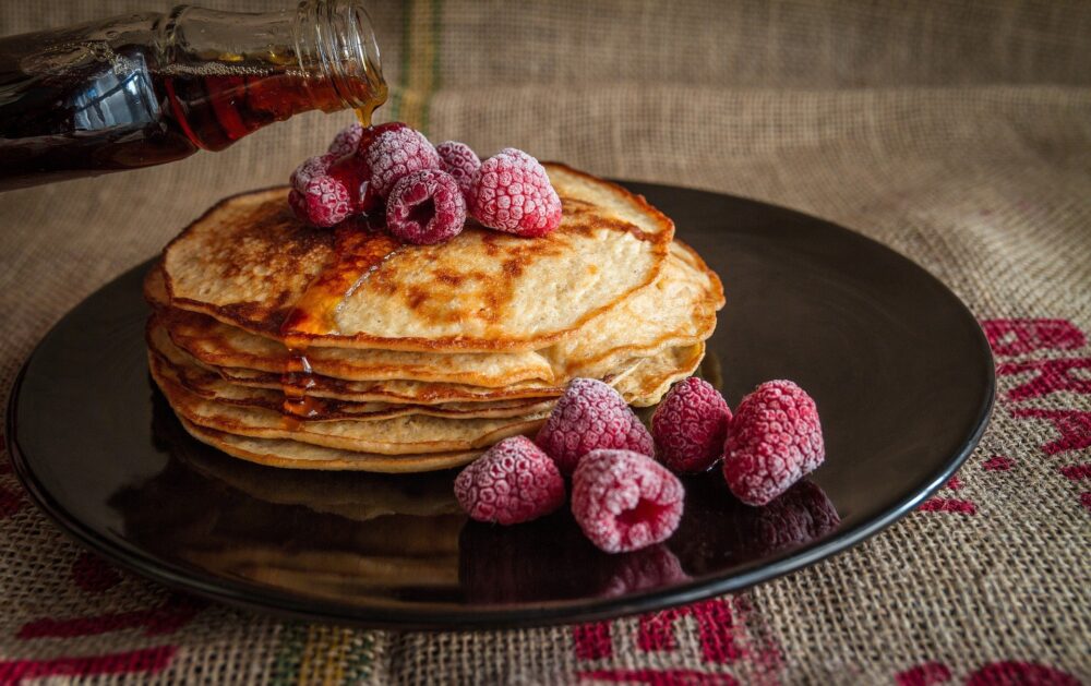 Des pancakes framboises