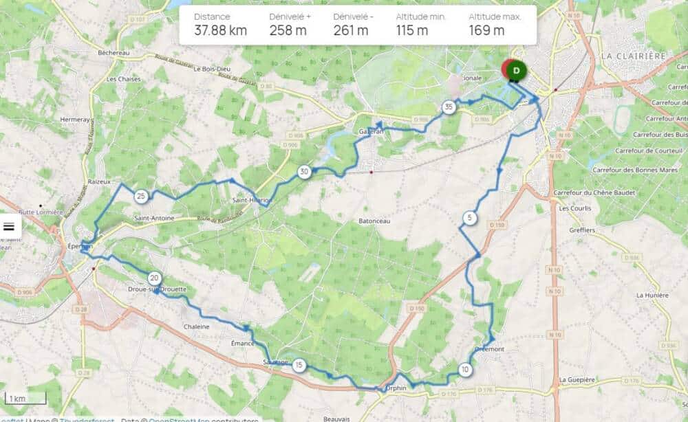 Route zwischen Drouette und Guéville