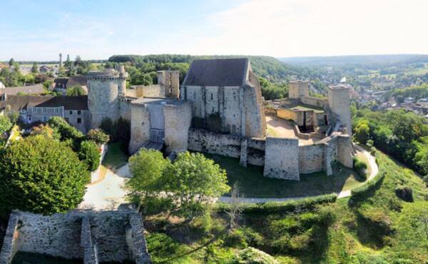 Chateau de la Madeleine- Chevreuse